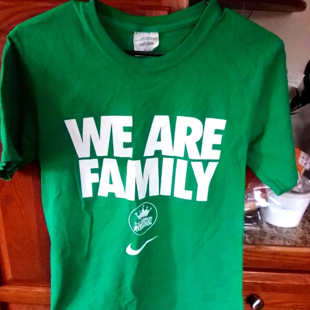 Lebron James Tshirt